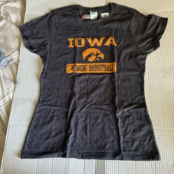 Tops - Iowa women’s basketball T-shirt NWT size medium